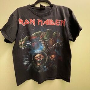 Men’s HOT ROCK Iron Maiden The Last Frontier T-shirt Black Sixe Medium 20” PTP